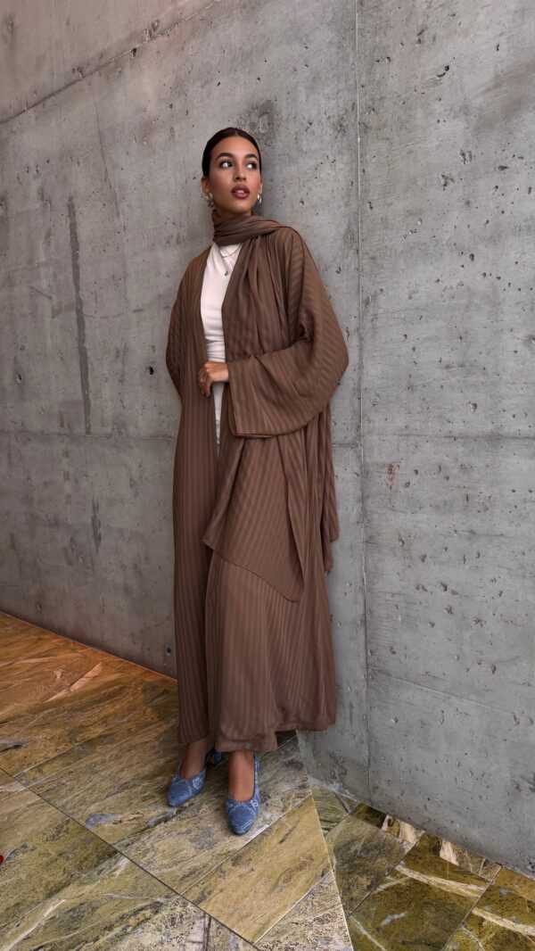 Striped/4 /cedar color